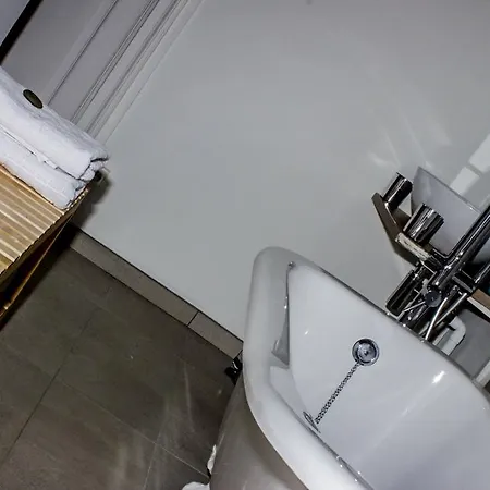 Maison d'hôtes D'hôtes Avec Cuisine Commune - 5 Mns De Narbonne 3*